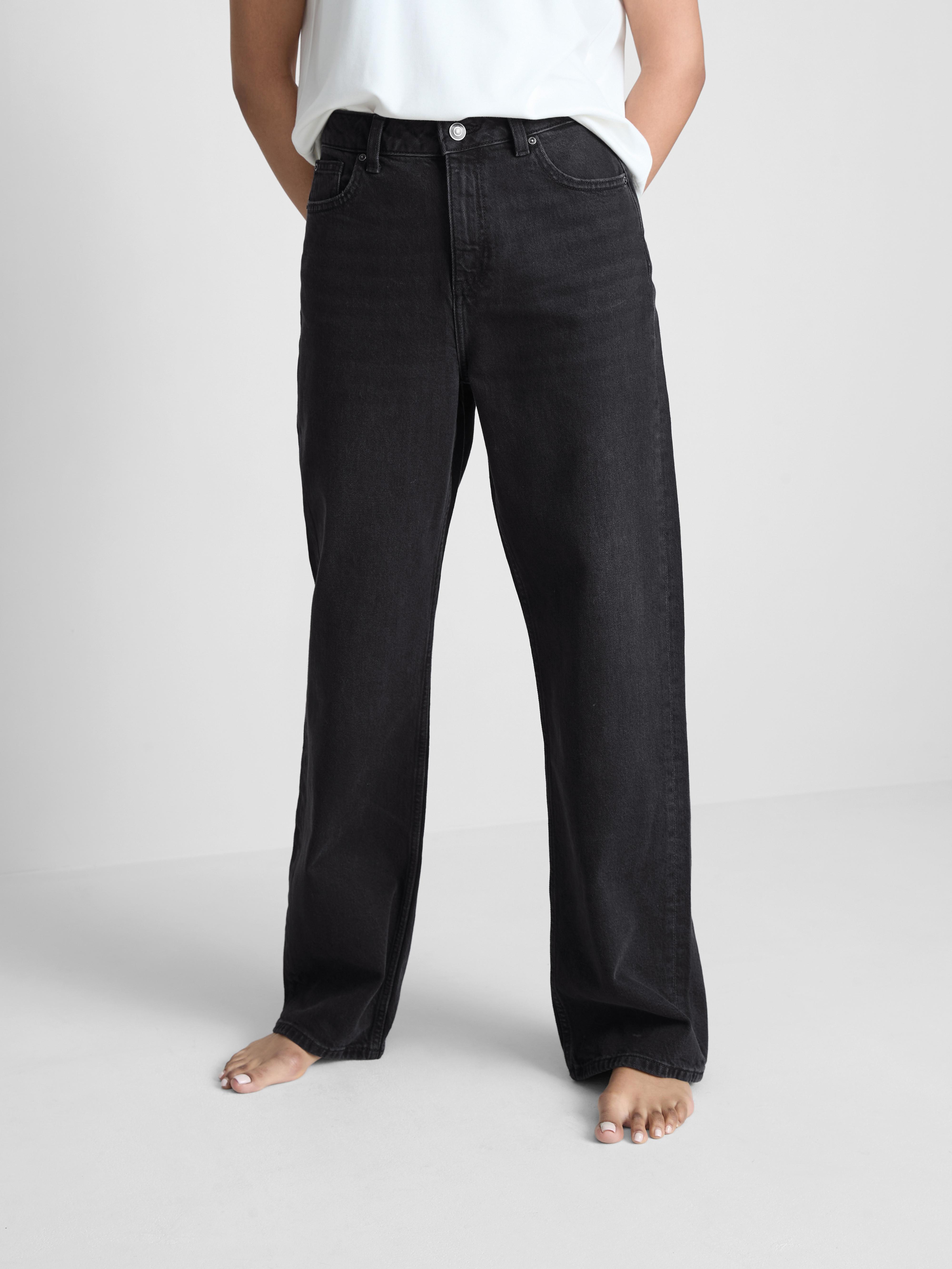 High-Waisted Straight Leg Jeans — Black