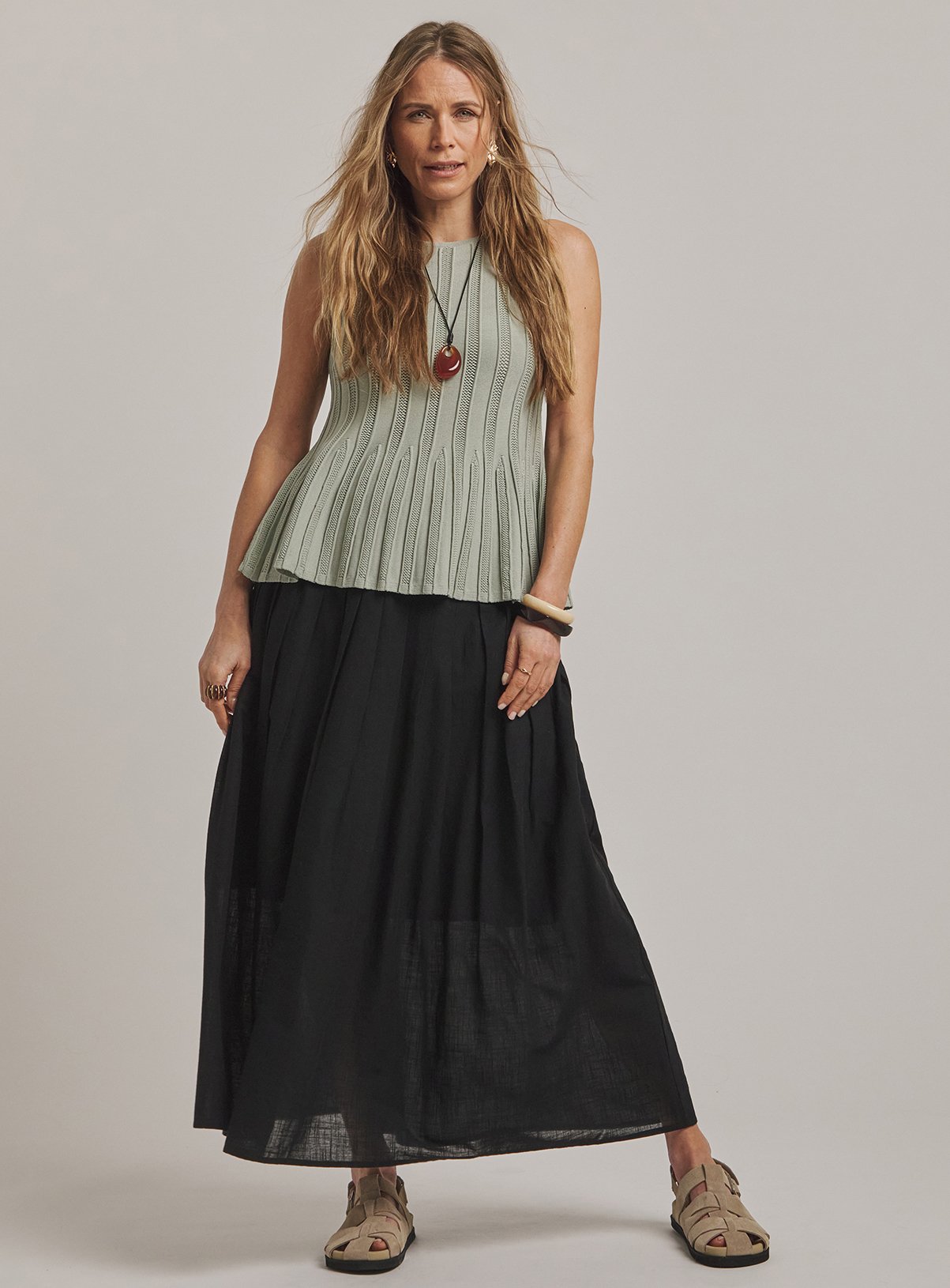 JD WILLIAMS Anthology Pleat Tuck Midi Skirt 20 — Black